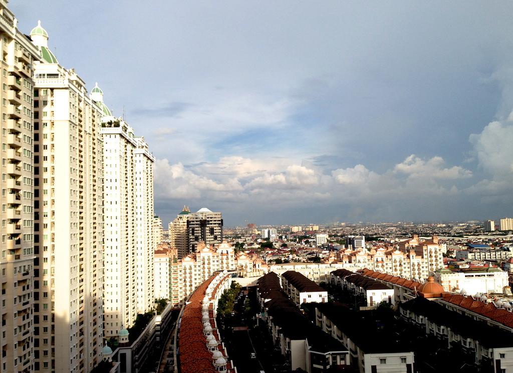 Ravarine Suite Apartment Jakarta Eksteriør billede