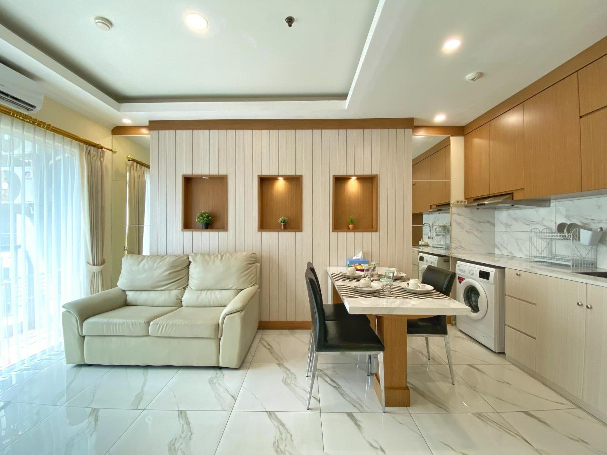 Ravarine Suite Apartment Jakarta Eksteriør billede