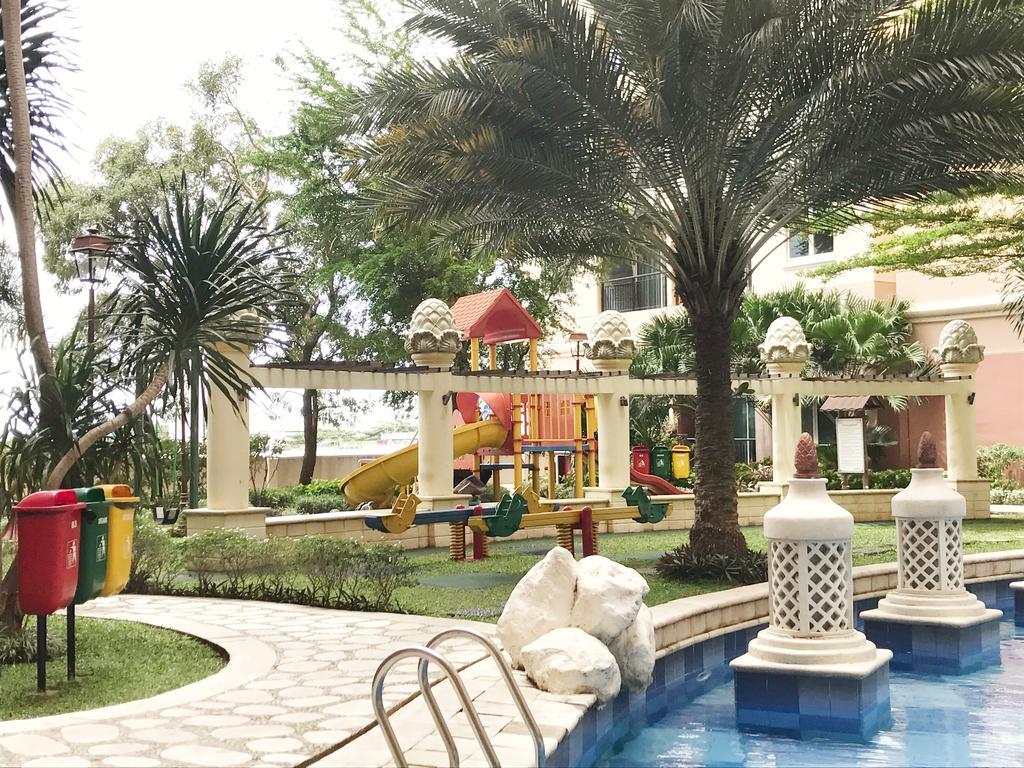 Ravarine Suite Apartment Jakarta Eksteriør billede